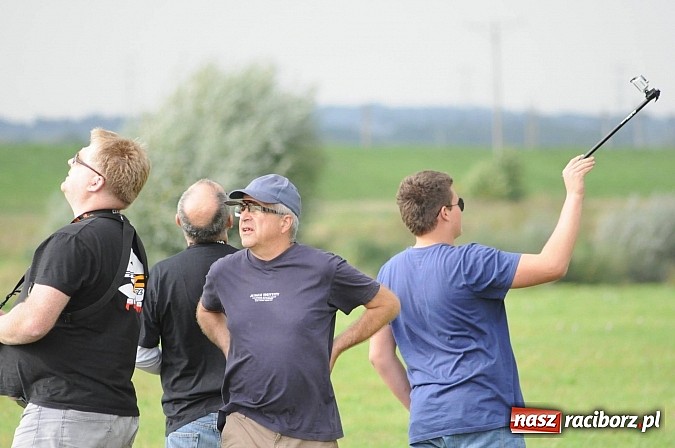 Zdjęcie w galerii na portalu naszraciborz.pl: Raciborskie air-show z dużą frekwencją wiadomości z regionu