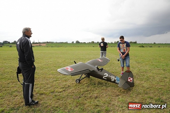 Zdjęcie w galerii na portalu naszraciborz.pl: Raciborskie air-show z dużą frekwencją wiadomości z regionu
