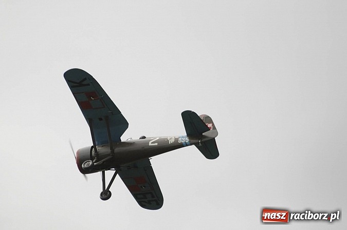 Zdjęcie w galerii na portalu naszraciborz.pl: Raciborskie air-show z dużą frekwencją wiadomości z regionu