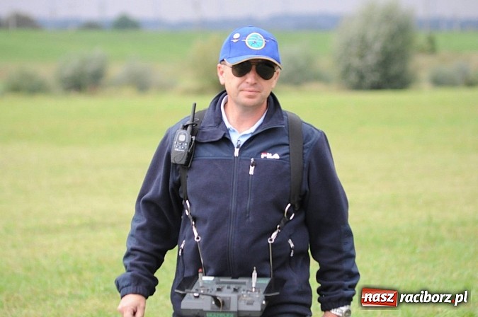 Zdjęcie w galerii na portalu naszraciborz.pl: Raciborskie air-show z dużą frekwencją wiadomości z regionu