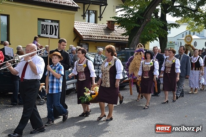 Zdjęcie w galerii na portalu naszraciborz.pl: Diecezjalne dożynki diecezji gliwickiej w Rudach wiadomości z regionu