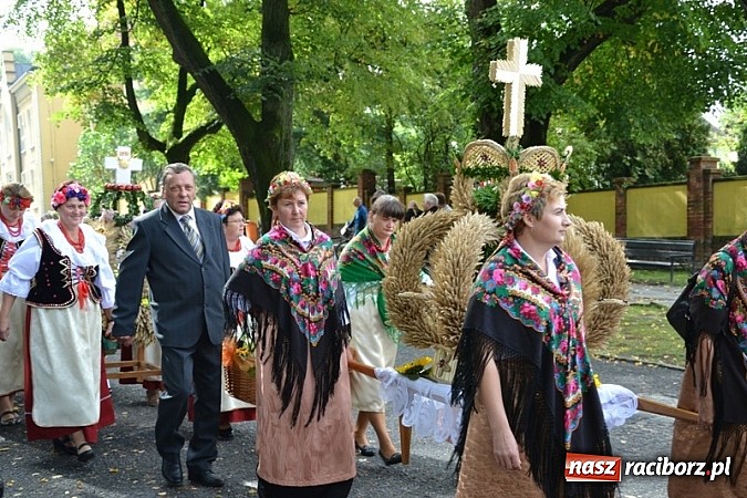 Zdjęcie w galerii na portalu naszraciborz.pl: Diecezjalne dożynki diecezji gliwickiej w Rudach wiadomości z regionu