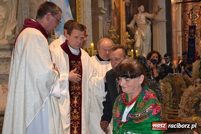 Zdjęcie w galerii na portalu naszraciborz.pl: Diecezjalne dożynki diecezji gliwickiej w Rudach wiadomości z regionu
