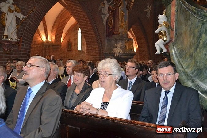 Zdjęcie w galerii na portalu naszraciborz.pl: Diecezjalne dożynki diecezji gliwickiej w Rudach wiadomości z regionu