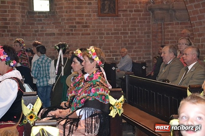 Zdjęcie w galerii na portalu naszraciborz.pl: Diecezjalne dożynki diecezji gliwickiej w Rudach wiadomości z regionu