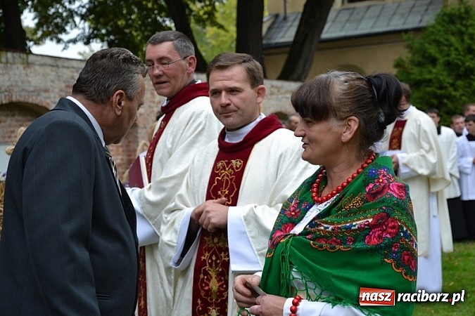 Zdjęcie w galerii na portalu naszraciborz.pl: Diecezjalne dożynki diecezji gliwickiej w Rudach wiadomości z regionu
