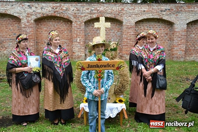 Zdjęcie w galerii na portalu naszraciborz.pl: Diecezjalne dożynki diecezji gliwickiej w Rudach wiadomości z regionu