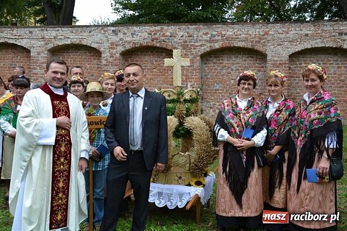 Zdjęcie w galerii na portalu naszraciborz.pl: Diecezjalne dożynki diecezji gliwickiej w Rudach wiadomości z regionu