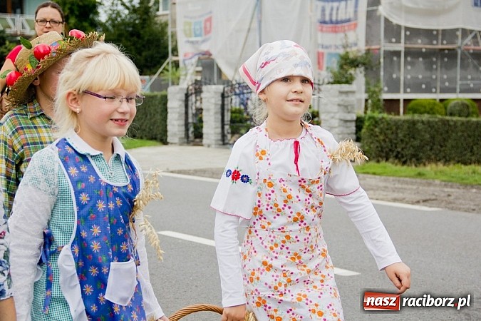 Zdjęcie w galerii na portalu naszraciborz.pl: Dożynki Sudół 2013. Wiejskie SPA z dojazdem do klienta wiadomości z regionu