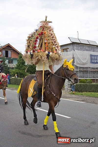Zdjęcie w galerii na portalu naszraciborz.pl: Dożynki Sudół 2013. Wiejskie SPA z dojazdem do klienta wiadomości z regionu