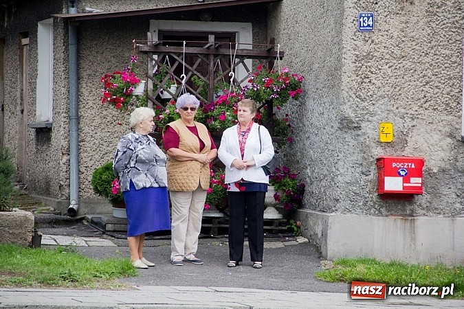 Zdjęcie w galerii na portalu naszraciborz.pl: Dożynki Sudół 2013. Wiejskie SPA z dojazdem do klienta wiadomości z regionu