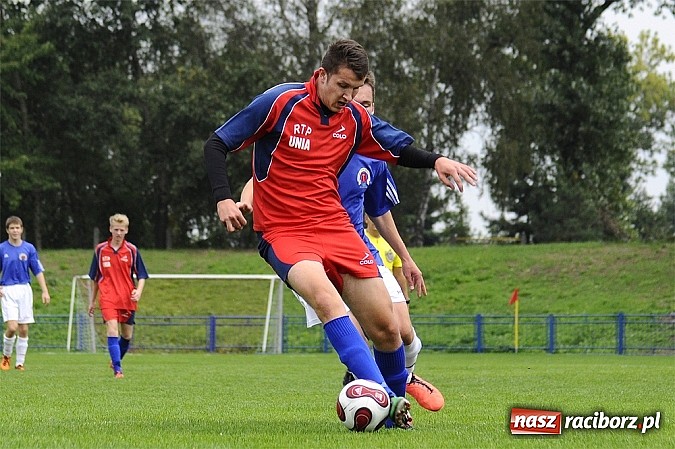 Zdjęcie w galerii na portalu naszraciborz.pl: Krzanowice wygrywają w juniorskim hicie wiadomości z regionu