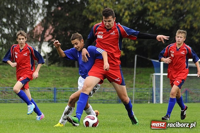 Zdjęcie w galerii na portalu naszraciborz.pl: Krzanowice wygrywają w juniorskim hicie wiadomości z regionu