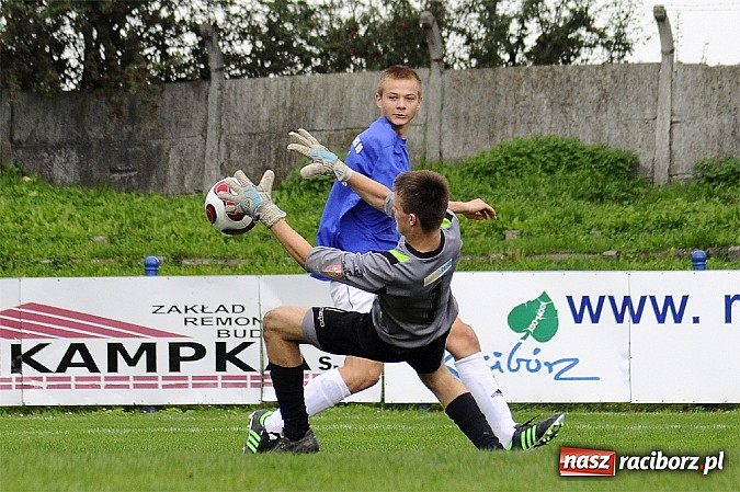 Zdjęcie w galerii na portalu naszraciborz.pl: Krzanowice wygrywają w juniorskim hicie wiadomości z regionu