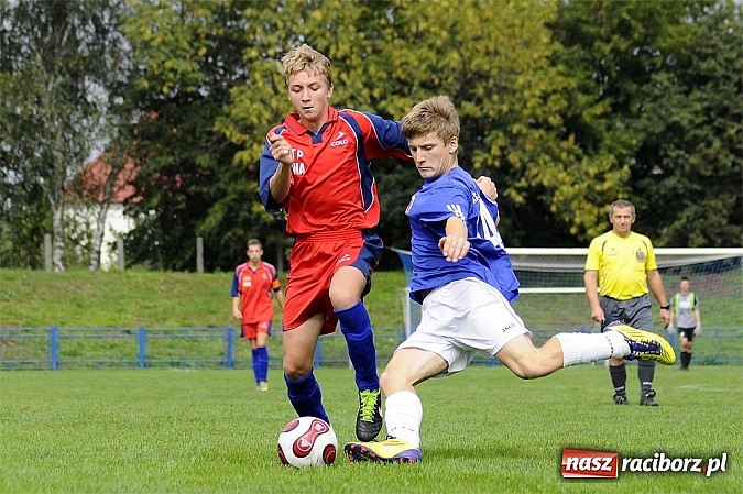 Zdjęcie w galerii na portalu naszraciborz.pl: Krzanowice wygrywają w juniorskim hicie wiadomości z regionu