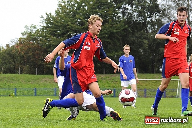 Zdjęcie w galerii na portalu naszraciborz.pl: Krzanowice wygrywają w juniorskim hicie wiadomości z regionu
