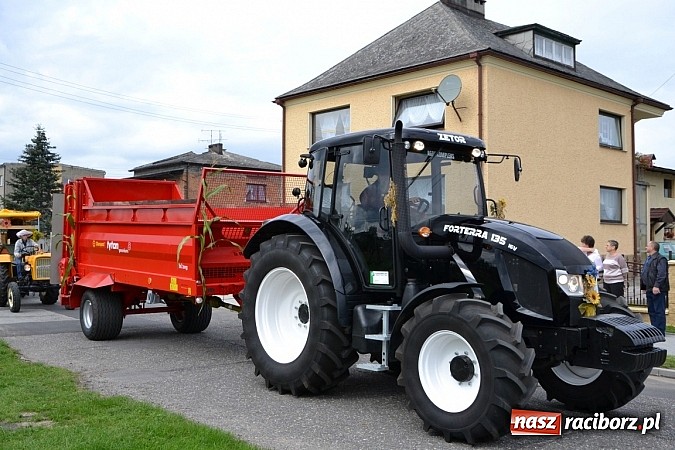 Zdjęcie w galerii na portalu naszraciborz.pl: Dożynki parafialne w Bieńkowicach wiadomości z regionu