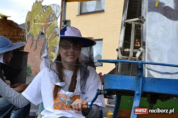 Zdjęcie w galerii na portalu naszraciborz.pl: Dożynki parafialne w Bieńkowicach wiadomości z regionu