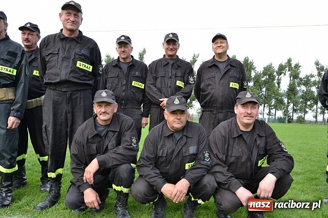 Zdjęcie w galerii na portalu naszraciborz.pl: Roszków mistrzem. Druhowie seniorzy wykręcili niezłe czasy wiadomości z regionu