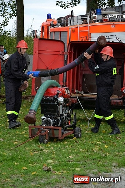 Zdjęcie w galerii na portalu naszraciborz.pl: Roszków mistrzem. Druhowie seniorzy wykręcili niezłe czasy wiadomości z regionu