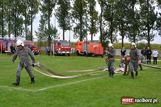Zdjęcie w galerii na portalu naszraciborz.pl: Roszków mistrzem. Druhowie seniorzy wykręcili niezłe czasy wiadomości z regionu
