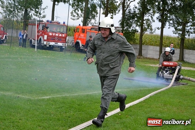 Zdjęcie w galerii na portalu naszraciborz.pl: Roszków mistrzem. Druhowie seniorzy wykręcili niezłe czasy wiadomości z regionu