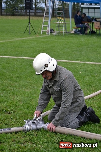 Zdjęcie w galerii na portalu naszraciborz.pl: Roszków mistrzem. Druhowie seniorzy wykręcili niezłe czasy wiadomości z regionu