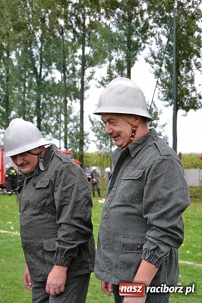 Zdjęcie w galerii na portalu naszraciborz.pl: Roszków mistrzem. Druhowie seniorzy wykręcili niezłe czasy wiadomości z regionu