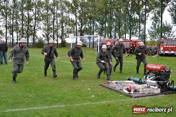 Zdjęcie w galerii na portalu naszraciborz.pl: Roszków mistrzem. Druhowie seniorzy wykręcili niezłe czasy wiadomości z regionu