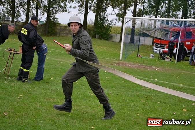 Zdjęcie w galerii na portalu naszraciborz.pl: Roszków mistrzem. Druhowie seniorzy wykręcili niezłe czasy wiadomości z regionu