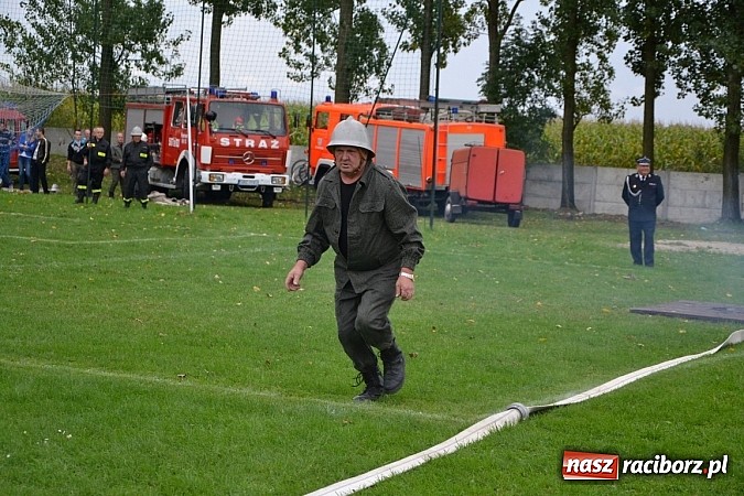 Zdjęcie w galerii na portalu naszraciborz.pl: Roszków mistrzem. Druhowie seniorzy wykręcili niezłe czasy wiadomości z regionu