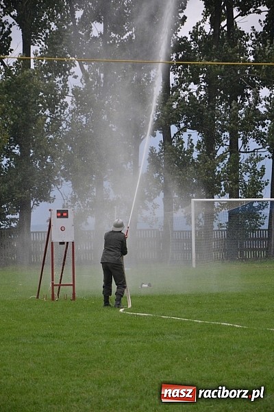 Zdjęcie w galerii na portalu naszraciborz.pl: Roszków mistrzem. Druhowie seniorzy wykręcili niezłe czasy wiadomości z regionu