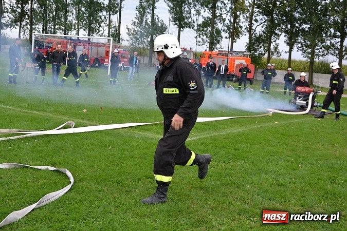 Zdjęcie w galerii na portalu naszraciborz.pl: Roszków mistrzem. Druhowie seniorzy wykręcili niezłe czasy wiadomości z regionu
