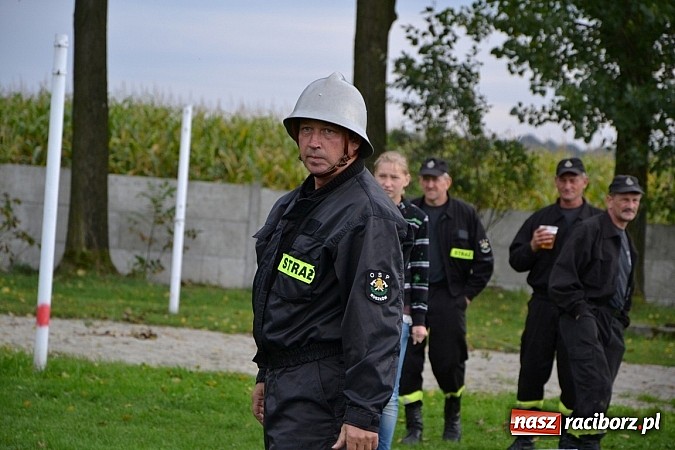 Zdjęcie w galerii na portalu naszraciborz.pl: Roszków mistrzem. Druhowie seniorzy wykręcili niezłe czasy wiadomości z regionu