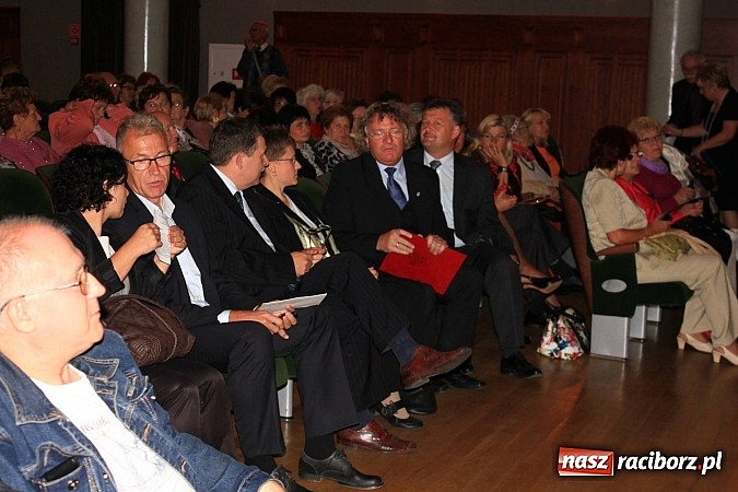 Zdjęcie w galerii na portalu naszraciborz.pl: Tłumy seniorów na kongresie w RCK wiadomości z regionu