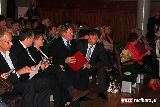 Zdjęcie w galerii na portalu naszraciborz.pl: Tłumy seniorów na kongresie w RCK wiadomości z regionu