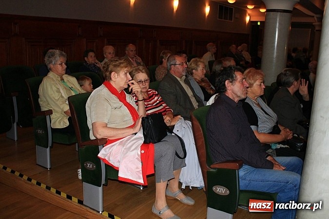 Zdjęcie w galerii na portalu naszraciborz.pl: Tłumy seniorów na kongresie w RCK wiadomości z regionu