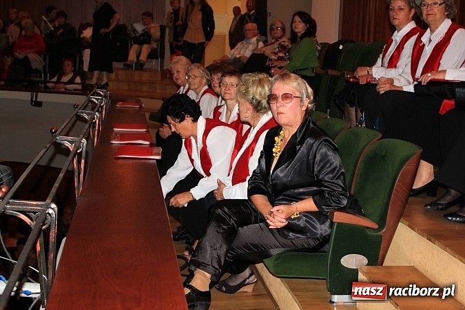 Zdjęcie w galerii na portalu naszraciborz.pl: Tłumy seniorów na kongresie w RCK wiadomości z regionu