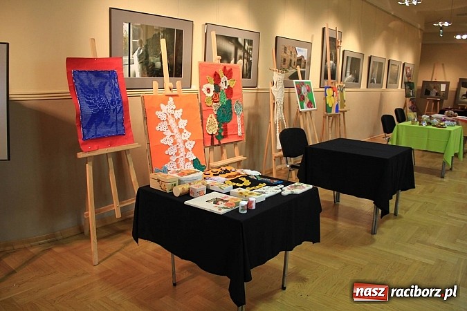 Zdjęcie w galerii na portalu naszraciborz.pl: Tłumy seniorów na kongresie w RCK wiadomości z regionu