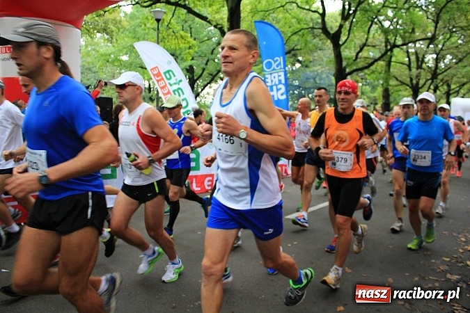 Zdjęcie w galerii na portalu naszraciborz.pl: Raciborzanie na wrocławskim maratonie wiadomości z regionu
