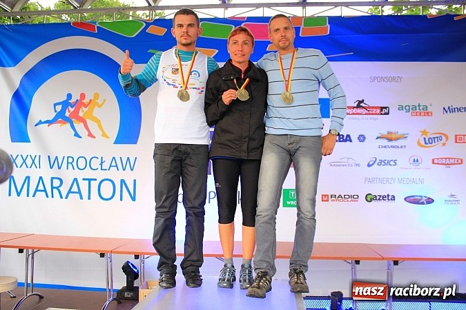 Zdjęcie w galerii na portalu naszraciborz.pl: Raciborzanie na wrocławskim maratonie wiadomości z regionu