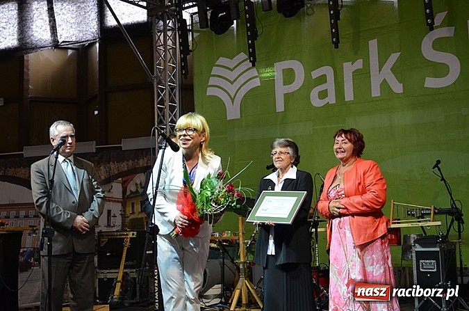 Zdjęcie w galerii na portalu naszraciborz.pl: Nagrodzeni EkoAktywni na eko-pikniku wiadomości z regionu