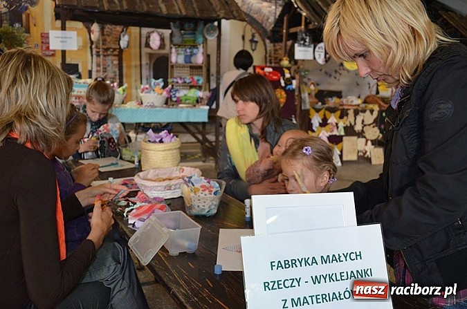 Zdjęcie w galerii na portalu naszraciborz.pl: Nagrodzeni EkoAktywni na eko-pikniku wiadomości z regionu