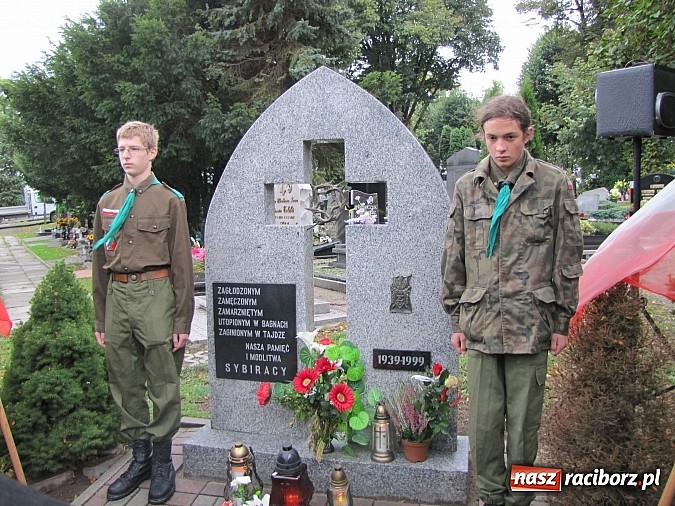 Zdjęcie w galerii na portalu naszraciborz.pl: Uczcili pamięć Sybiraków wiadomości z regionu