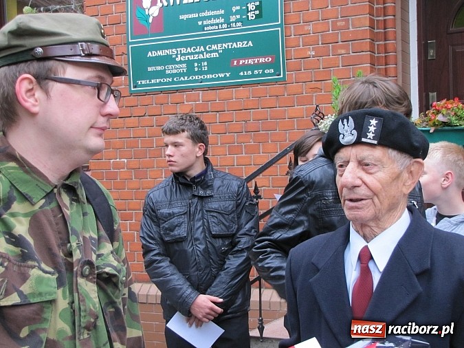 Zdjęcie w galerii na portalu naszraciborz.pl: Uczcili pamięć Sybiraków wiadomości z regionu