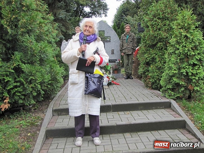 Zdjęcie w galerii na portalu naszraciborz.pl: Uczcili pamięć Sybiraków wiadomości z regionu