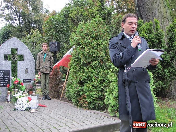 Zdjęcie w galerii na portalu naszraciborz.pl: Uczcili pamięć Sybiraków wiadomości z regionu