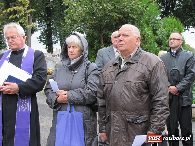 Zdjęcie w galerii na portalu naszraciborz.pl: Uczcili pamięć Sybiraków wiadomości z regionu