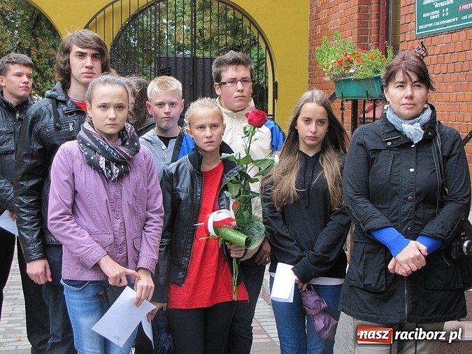 Zdjęcie w galerii na portalu naszraciborz.pl: Uczcili pamięć Sybiraków wiadomości z regionu