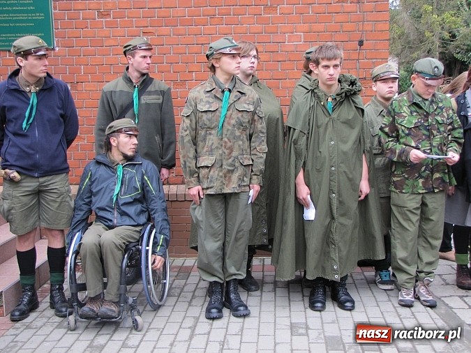 Zdjęcie w galerii na portalu naszraciborz.pl: Uczcili pamięć Sybiraków wiadomości z regionu